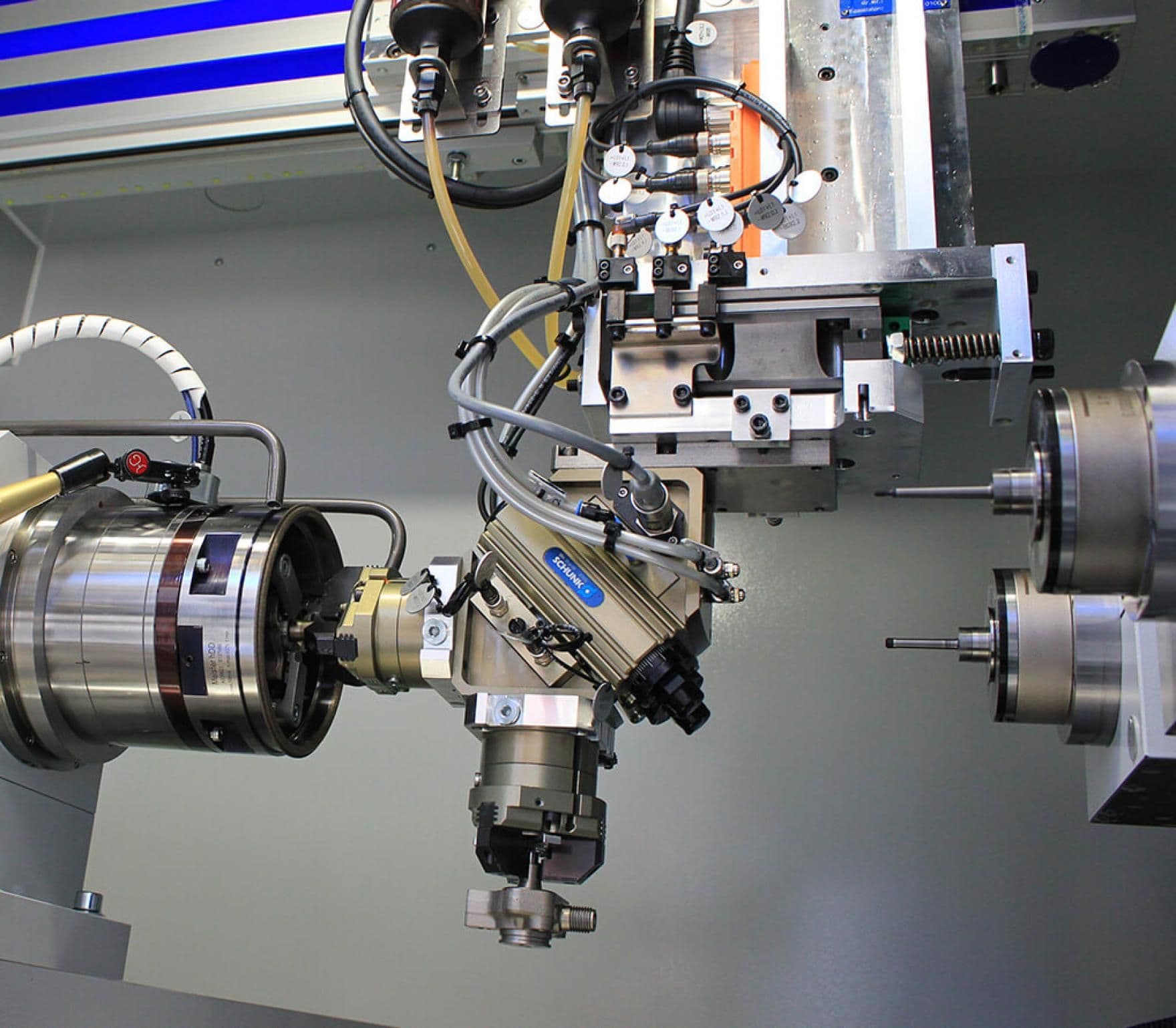 100 Jahre Erfolg durch Vielseitigkeit!